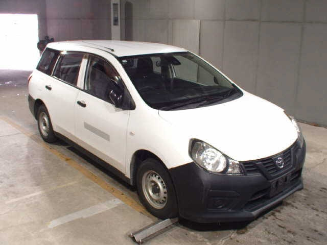 NISSAN AD 2020