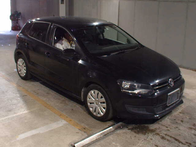 VOLKSWAGEN POLO 2014