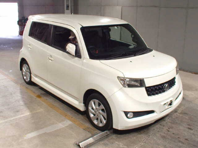 TOYOTA BB 2008