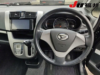 DAIHATSU MOVE 2014