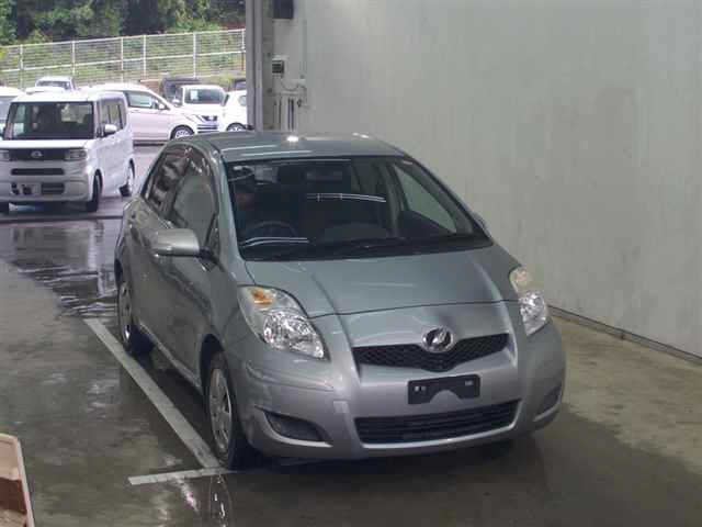 TOYOTA VITZ 2008
