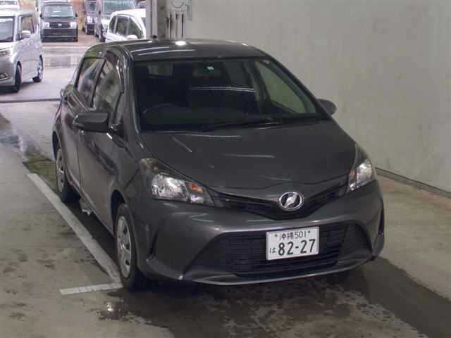 TOYOTA VITZ 2015