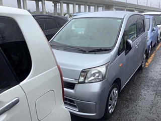 DAIHATSU MOVE 2013
