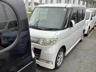 DAIHATSU TANTO 2009