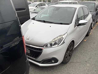 PEUGEOT 208 2016