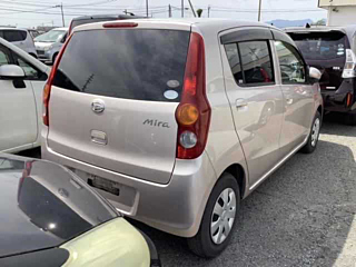 DAIHATSU MIRA 2010