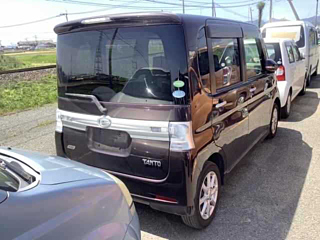 DAIHATSU TANTO 2012