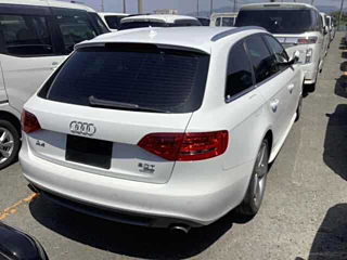 AUDI A4 2011