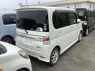 DAIHATSU TANTO 2009