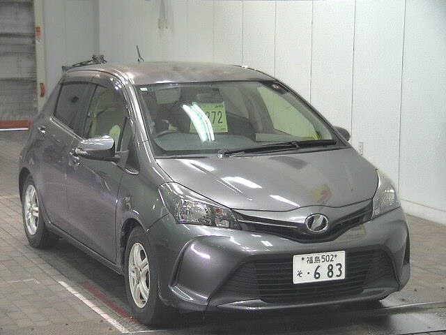 TOYOTA VITZ 2014