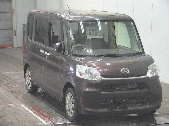 DAIHATSU TANTO 2014