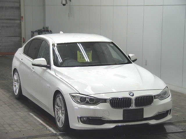BMW 3 SERIES 2013