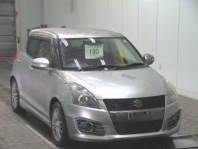 SUZUKI SWIFT