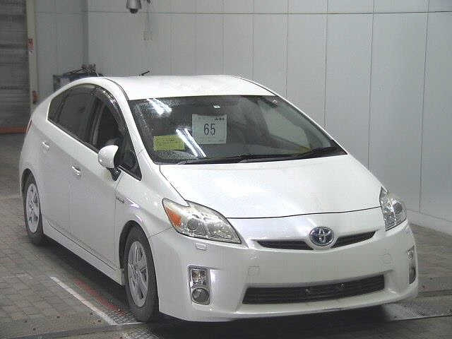 TOYOTA PRIUS 2012