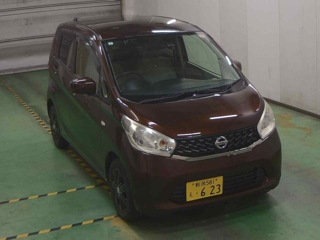 NISSAN DAYZ 2015