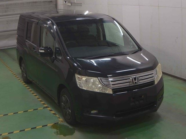 HONDA STEP WAGON 2010