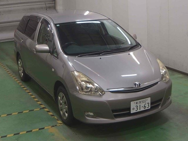 TOYOTA WISH 2008