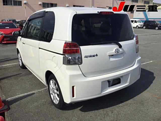 TOYOTA SPADE 2015