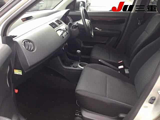 SUZUKI SWIFT 2010