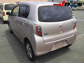 DAIHATSU MIRA E S 2013