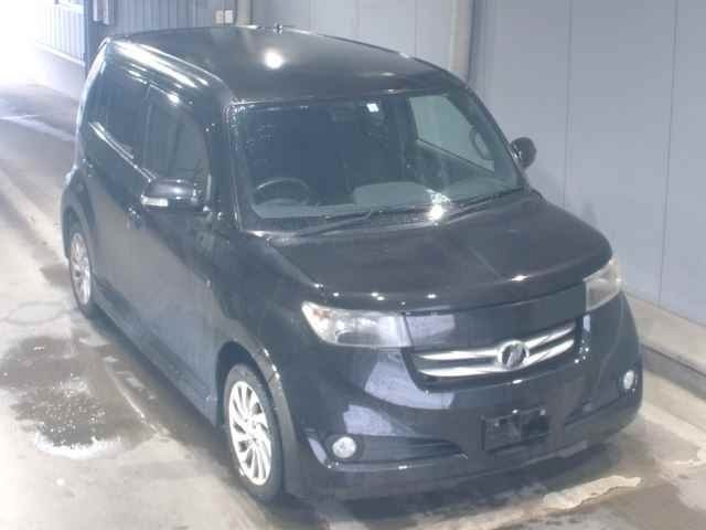 TOYOTA BB