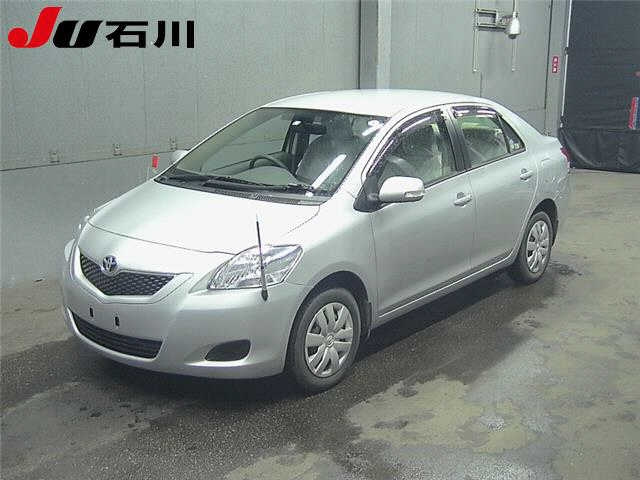 TOYOTA BELTA 2010