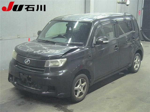TOYOTA BB 2010