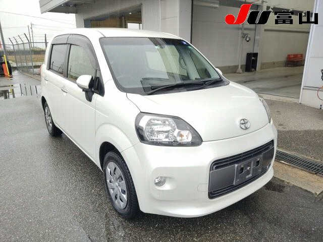 TOYOTA PORTE