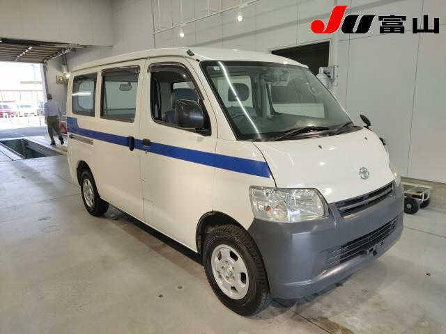 TOYOTA LITE ACE VAN 2018