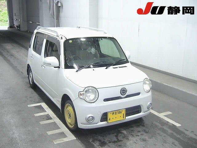 DAIHATSU MIRA 2010