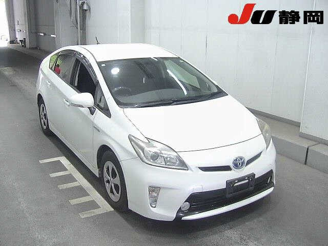 TOYOTA PRIUS 2013