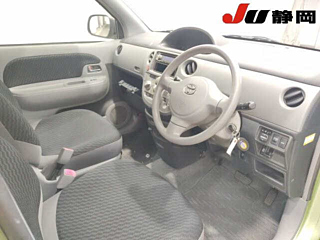 TOYOTA SIENTA 2010