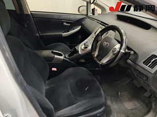 TOYOTA PRIUS 2013