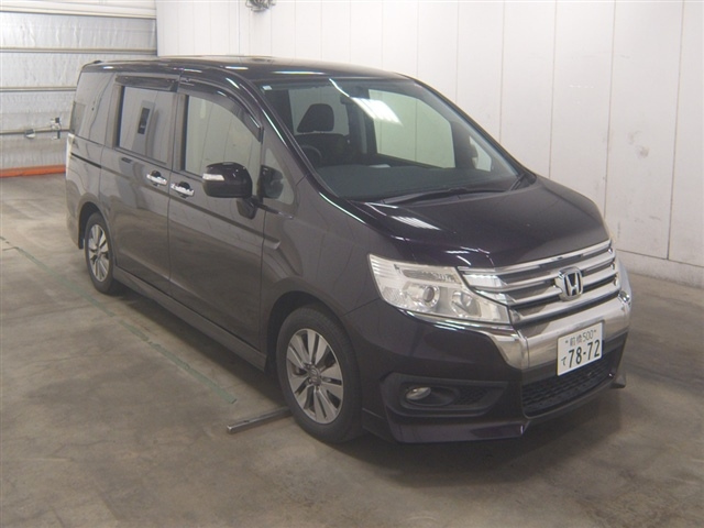 HONDA STEP WAGON 2014