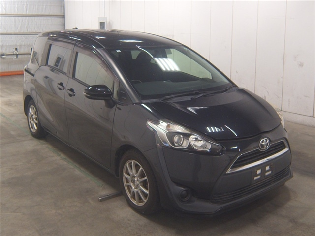 TOYOTA SIENTA 2016