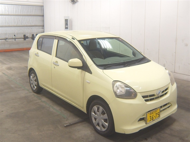 DAIHATSU MIRA E S 2012