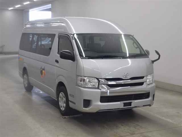 TOYOTA REGIUS ACE VAN 2017