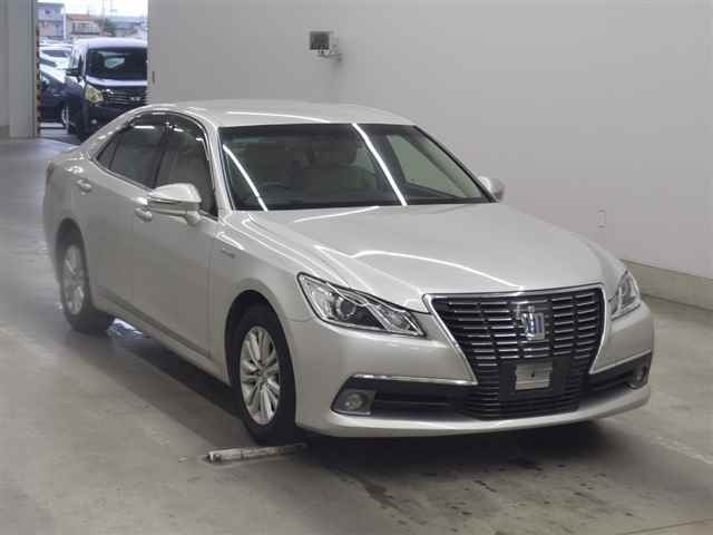 TOYOTA CROWN 2013