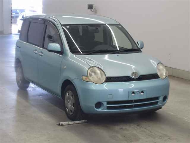 TOYOTA SIENTA 2005