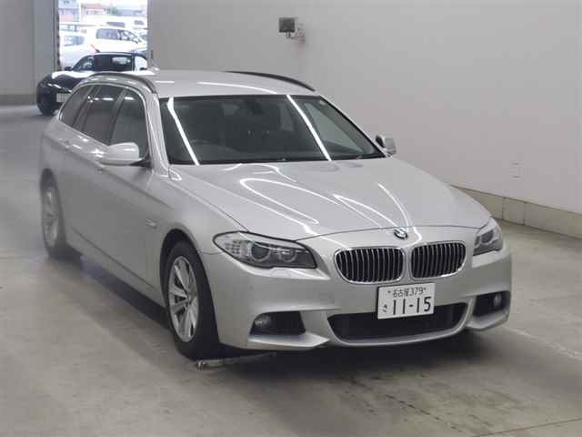 BMW 5 SERIES 2012