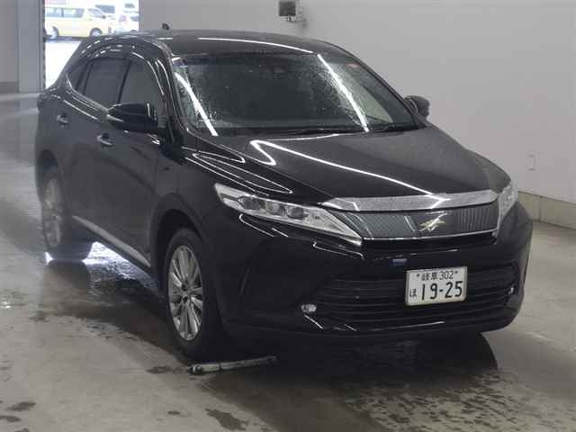 TOYOTA HARRIER 2019