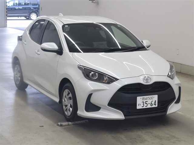 TOYOTA YARIS 2024