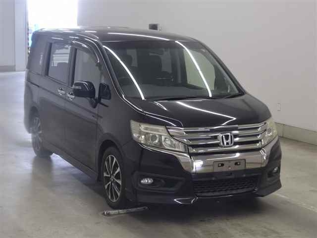 HONDA STEP WAGON 2012