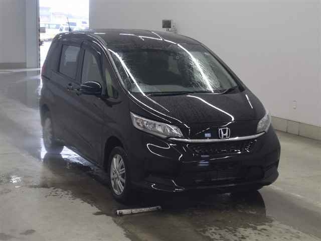 HONDA FREED 2023
