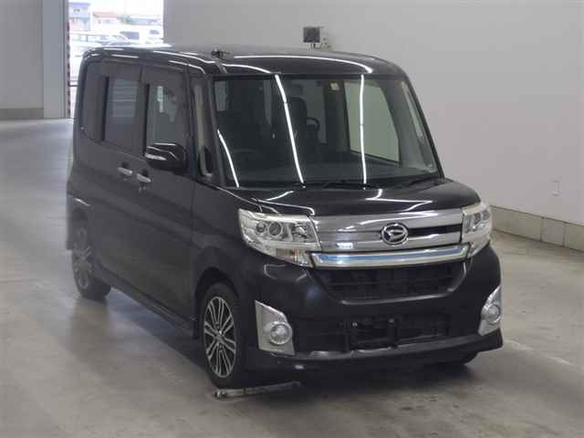 DAIHATSU TANTO 2014