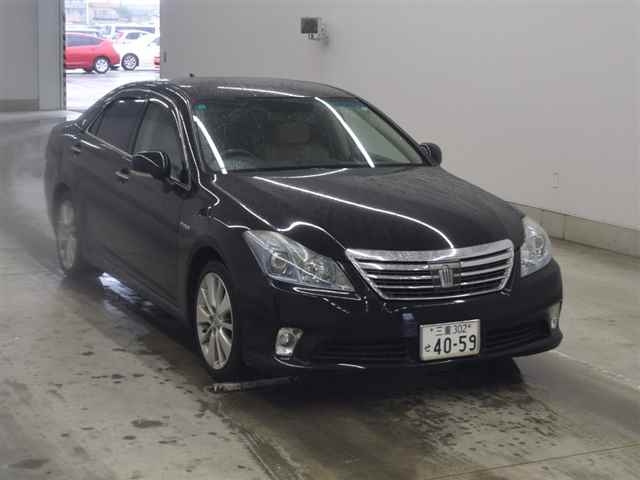 TOYOTA CROWN 2011