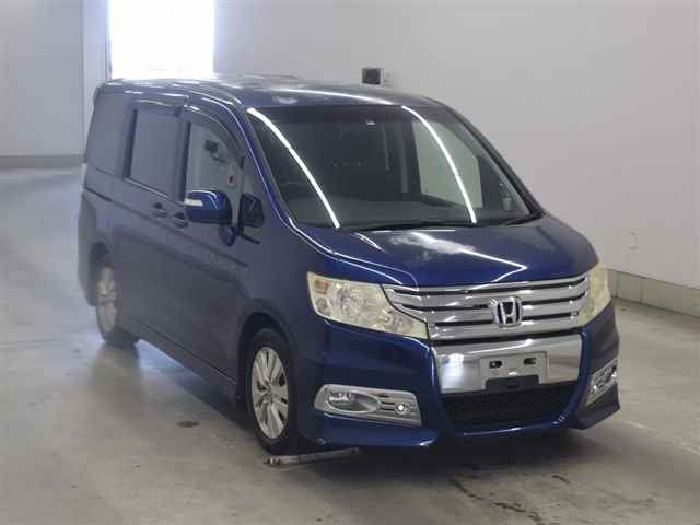 HONDA STEP WAGON 2010
