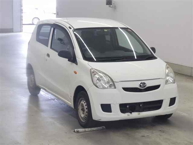 DAIHATSU MIRA 2011