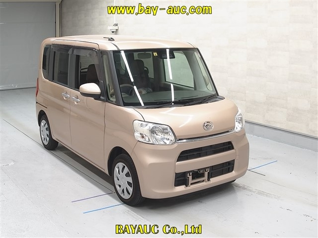 DAIHATSU TANTO 2018