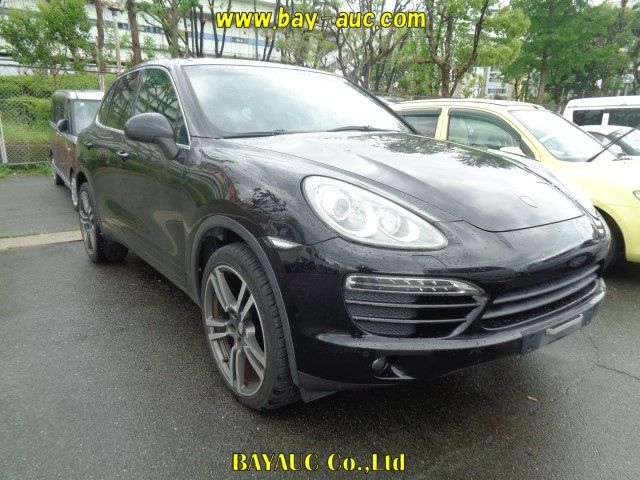 PORSCHE CAYENNE